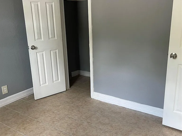 9211 N Green River Dr #D — Photo 13
