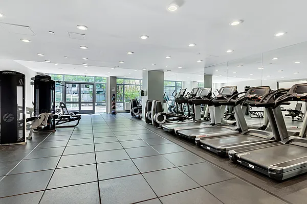 Rented by Compass | media 18