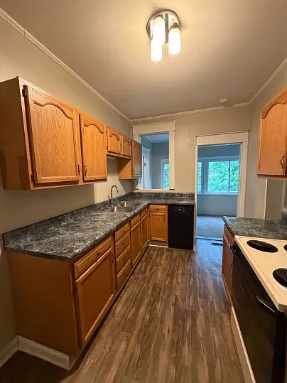 119 W Front St #2 — Photo 12