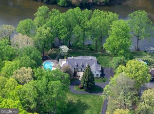 14 Stanmore Ct, Potomac, MD 20854