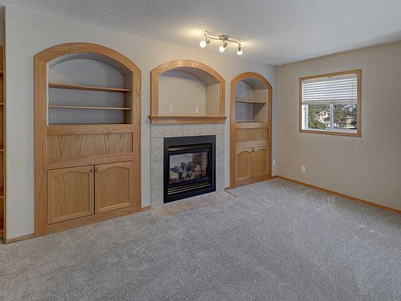 4th image of 6711 N Pinecliff Grv NE