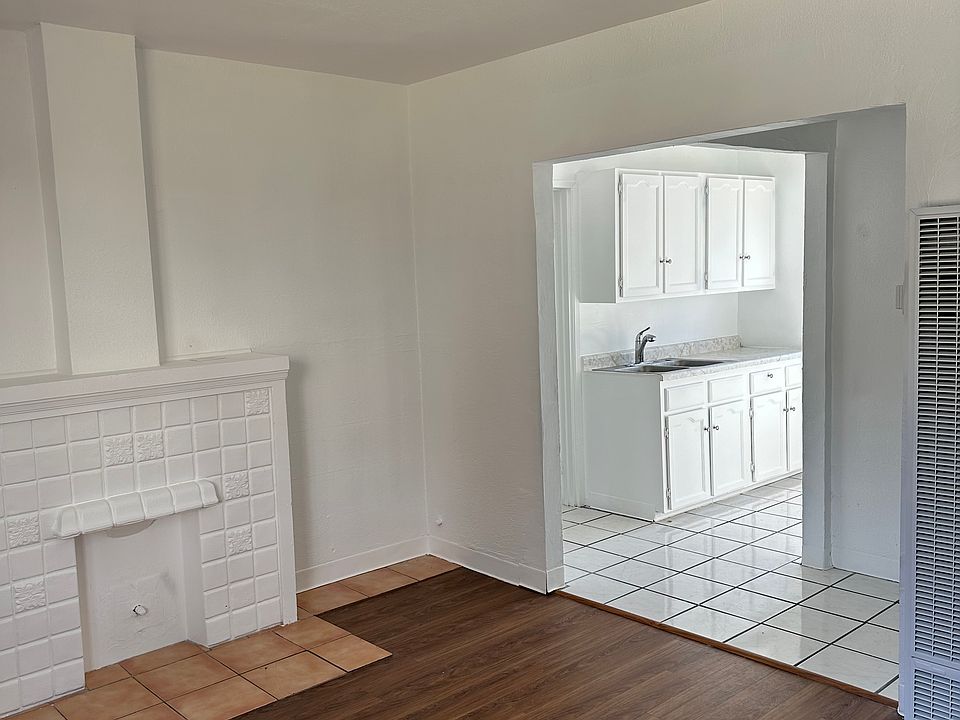 1st image of 1935 San Francisco Ave #2