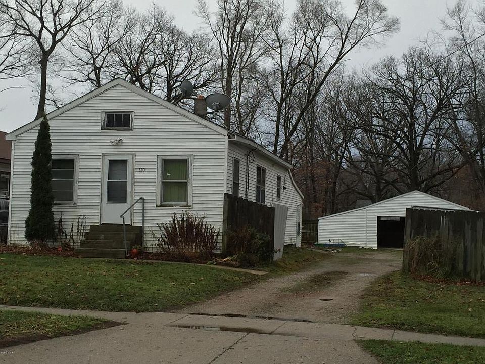 1st image of 320 Wilbur St SE