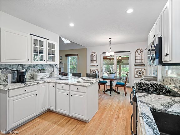 4th image of 2842 Wyndgate Ct #11