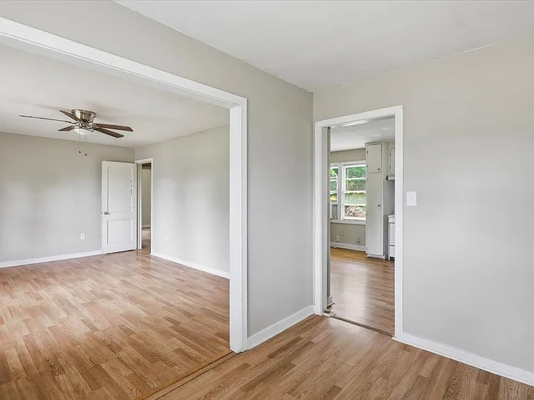 311 Pearl Dr — Photo 3
