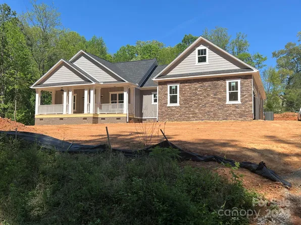 540 Autumnlight Dr, Salisbury, NC 28147