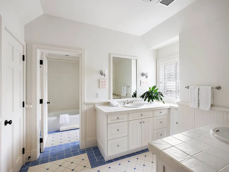 7 Cameron Way — Photo 18