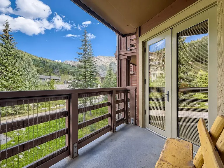 Copper Cir — Photo 14