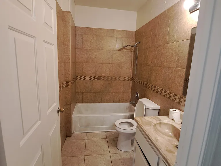4730 E Craig Rd #1028 — Photo 4