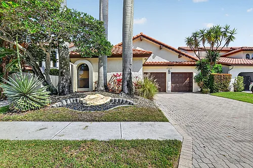 22519 Esplanada Cir W #W Photo 1