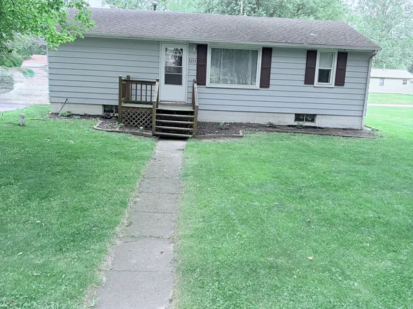1211 Wooster Rd, Winona Lake, IN 46590