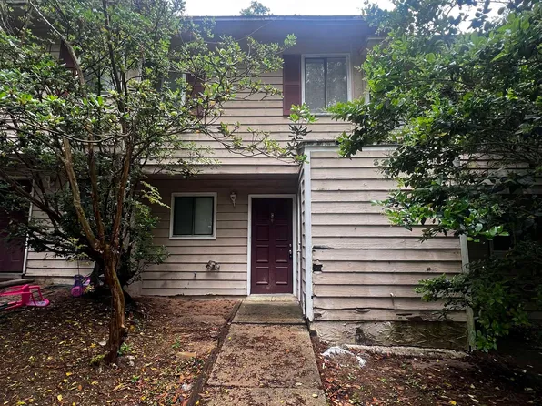 3720 Rockbrook Dr APT C, Tallahassee, FL 32311