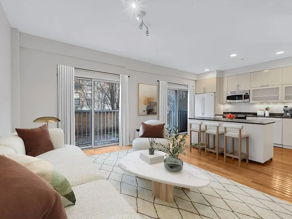 221 W 148th St APT 2A, New York, NY 10039