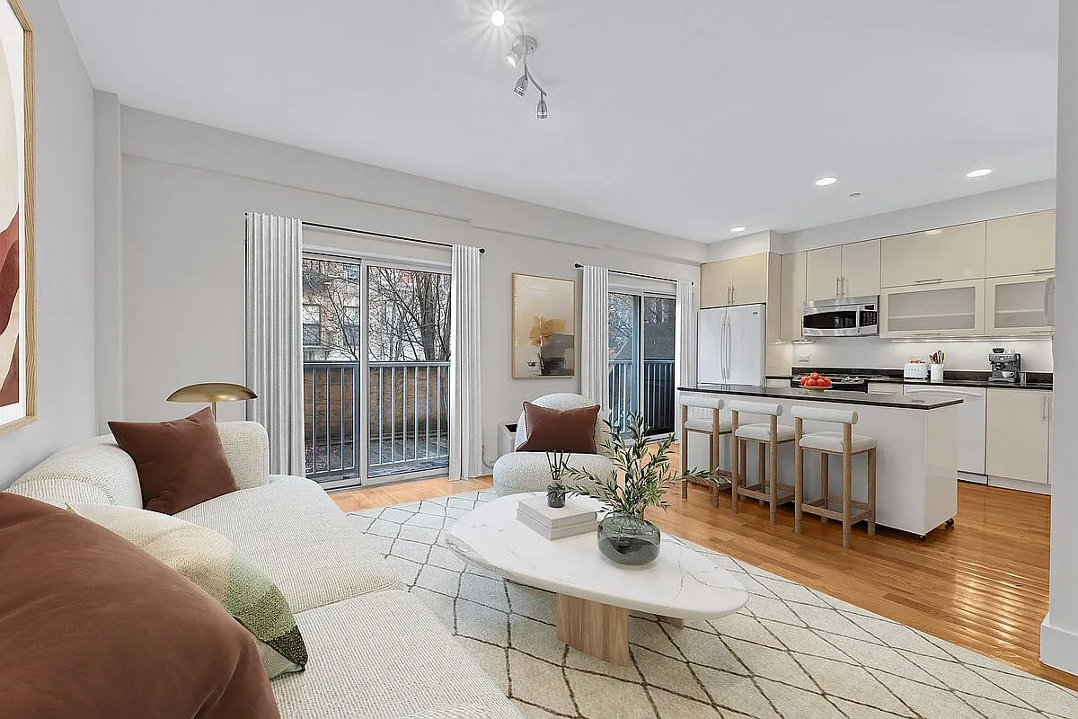 221 W 148th St APT 2A photo 1