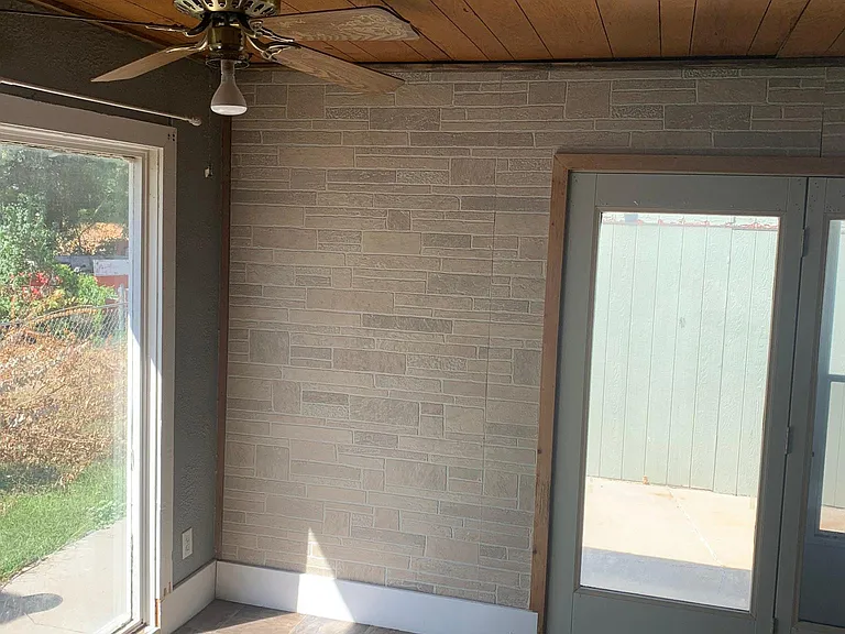 Back entry off kitchen