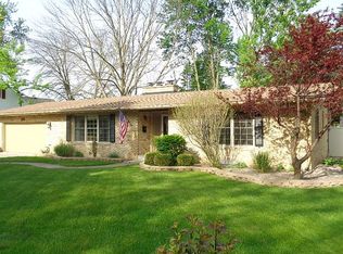 308 Hart St, Essexville, MI