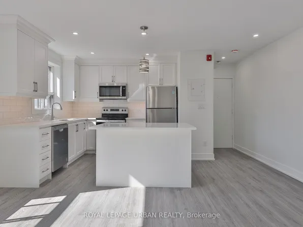 2841 Keele St, Toronto, ON