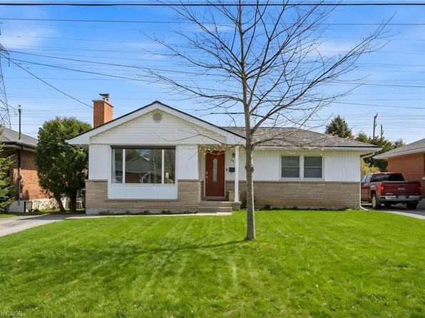 20 Shirley St, Dundas, ON L9H 4S3
