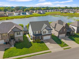 1532 Kestrel Dr, Clarksville, TN 37040