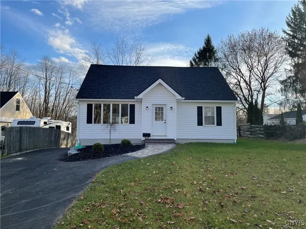 16 Paul St, Marcellus, NY 13108