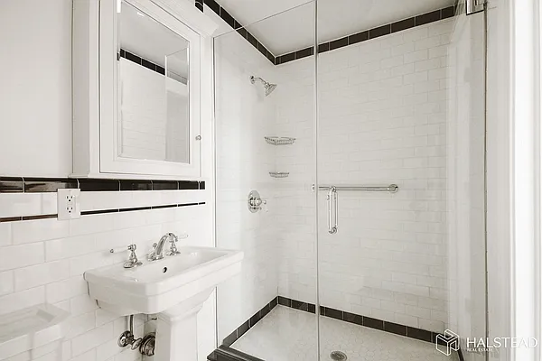 Rented by Halstead Real Estate | media 6