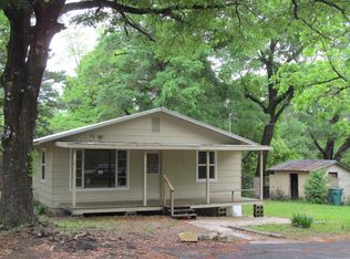 60 Quebec St, Defuniak Springs, FL 32433