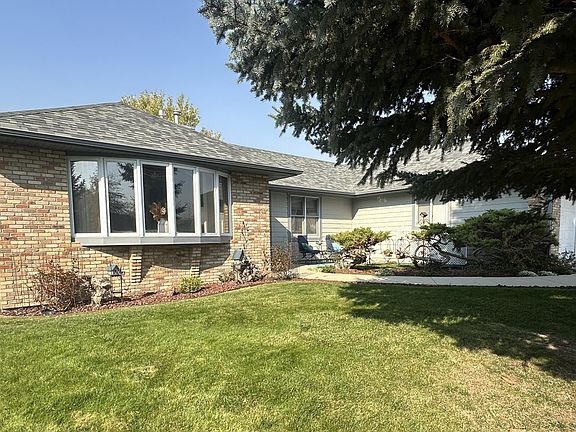 3rd image of 2076 Quail Ct