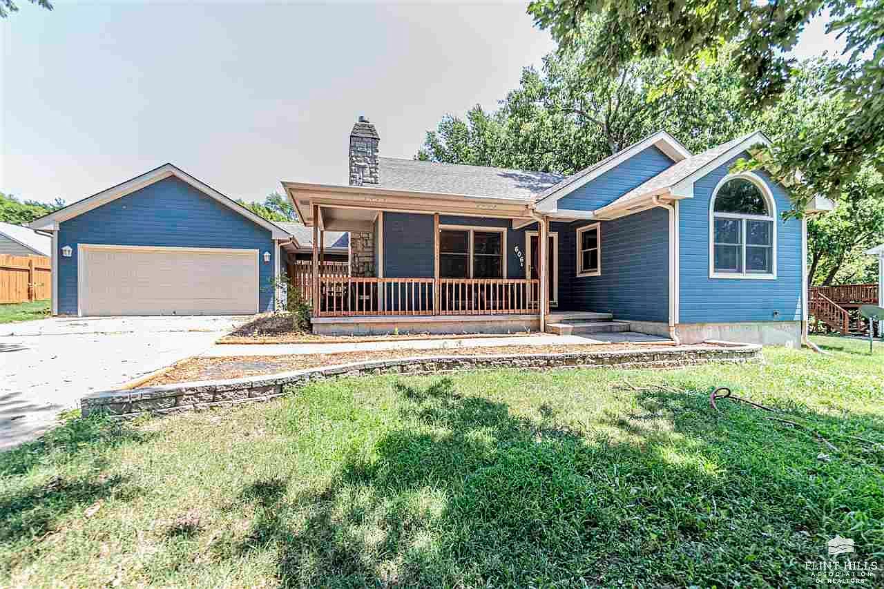 606 Cedar St, Wakefield, KS 67487 Zillow