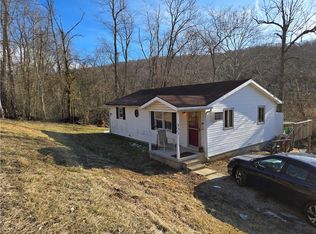 122 Havers Hill Rd, Jefferson, PA 15344