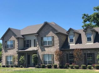 2387 Westwind Dr, Nesbit, MS 38651