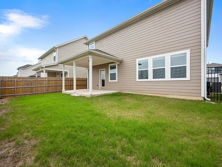 2902 Tavern Dr — Photo 33