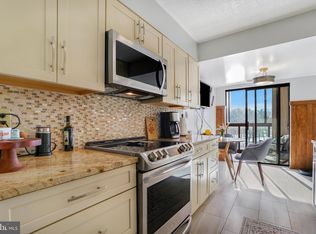 15100 Interlachen Dr #4-407, Silver Spring, MD 20906