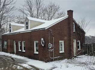 2851 Mount Troy Rd, Pittsburgh, PA 15212