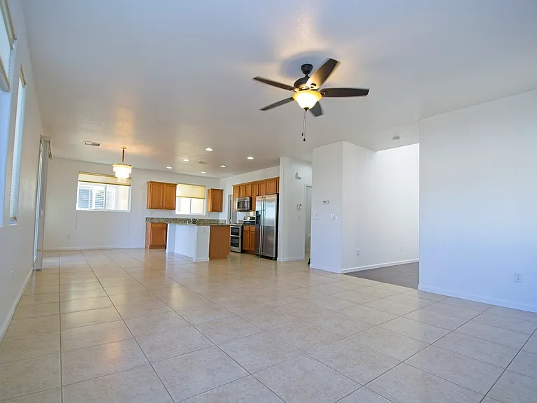 10725 Cordero Dr — Photo 11