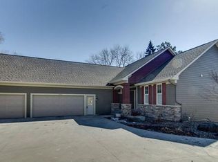 1901 17th St NW, New Brighton, MN 55112
