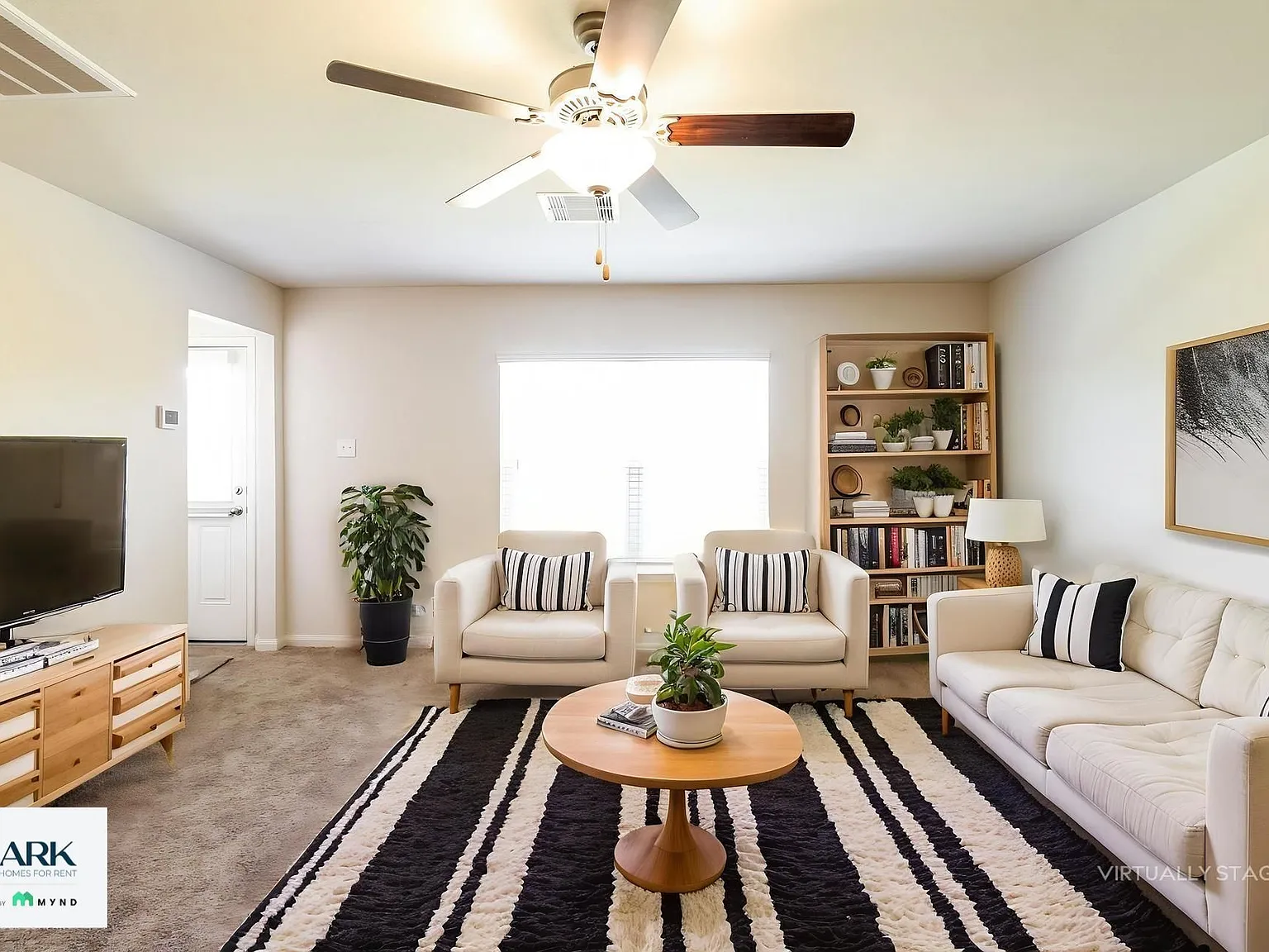 3 bed, 2.0 bath, 1366 sqft, $1,649 — Photo 4
