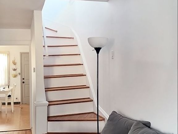 3rd image of 57-40 75th St