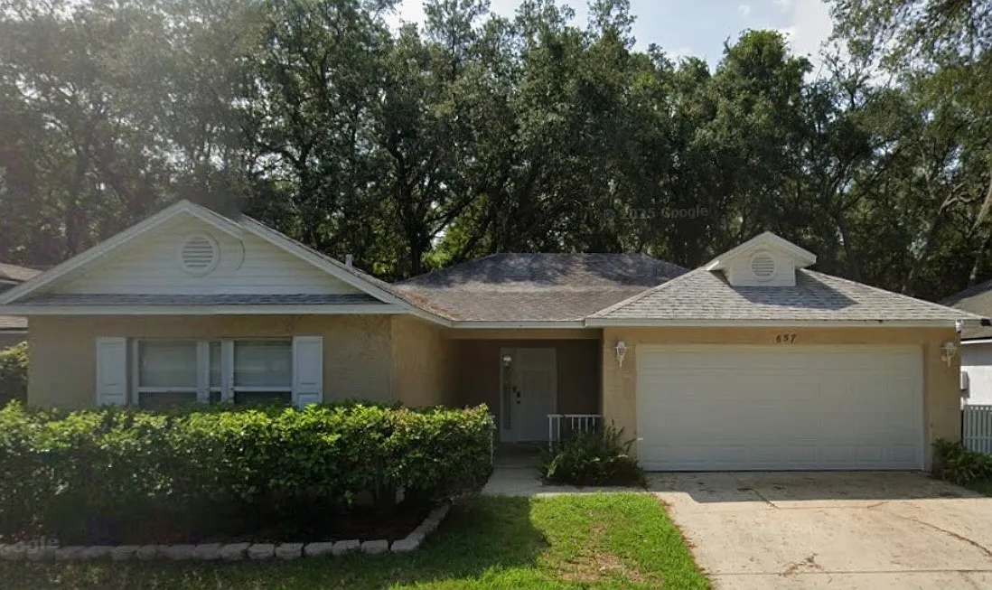 3 bed, 1945 sqft, $2,100 — Photo 1