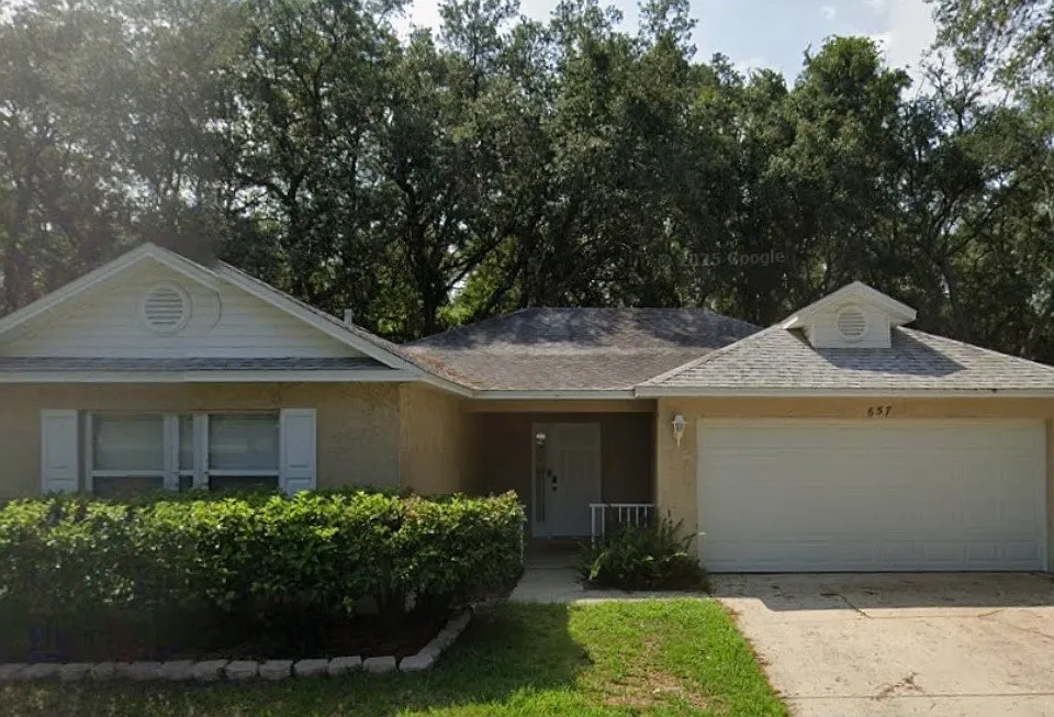 657 Intracoastal Cir