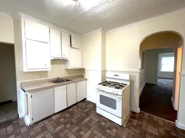 26 Avenue C Unit 1, Rochester, NY 14621