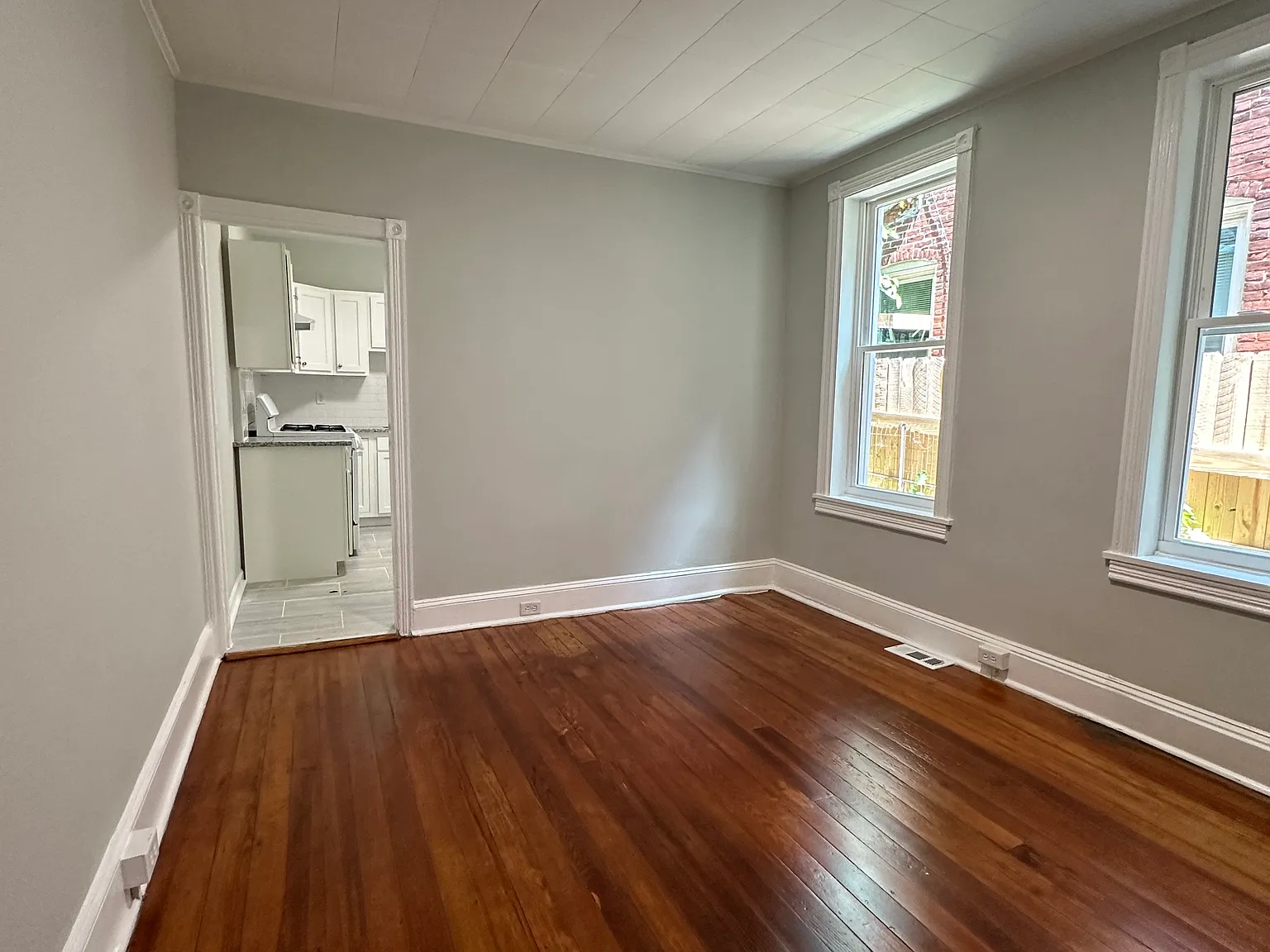 3 bed, 1425 sqft, $1,799 — Photo 4