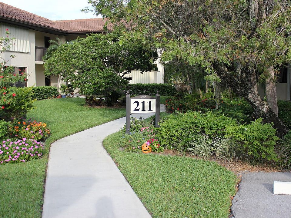 1st image of 211 SW South River Drive #205