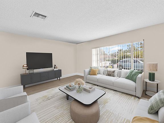 4th image of 8114 NW 91st Avenue