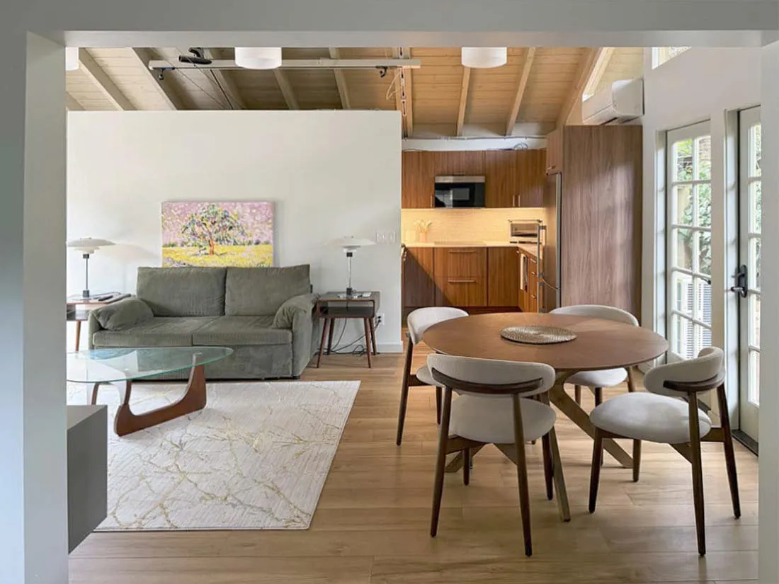 1569 San Leandro Ln — Photo 4