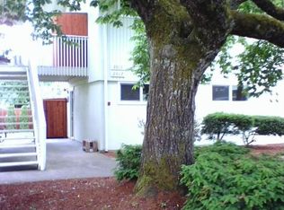 2017 W 14th Pl, Eugene, OR 97402