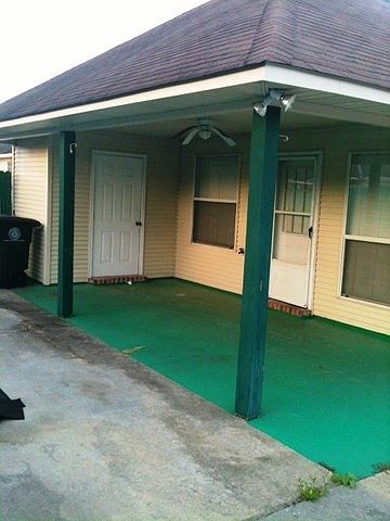 2nd image of 919 Woodhill Dr