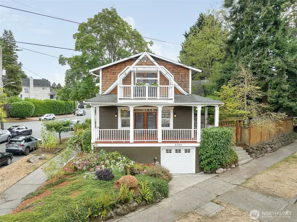 5728 Woodlawn Avenue N, Seattle, WA 98103