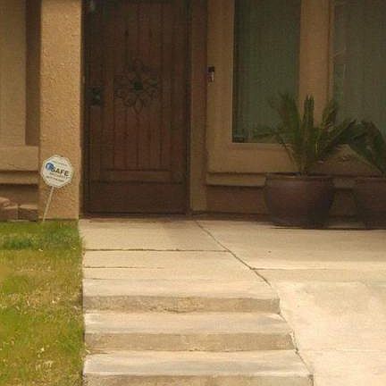 3rd image of 6071 S Oyama Dr