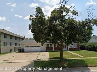 1101 W Benton St, Iowa City, IA 52246