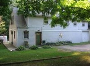 2 Plainfield Pike, Foster, RI 02825